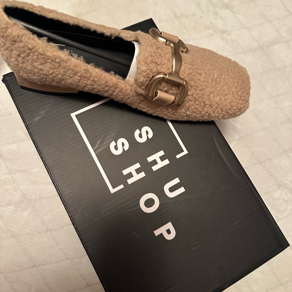 ShuShop Black and Tan Loafers with Gold Accent